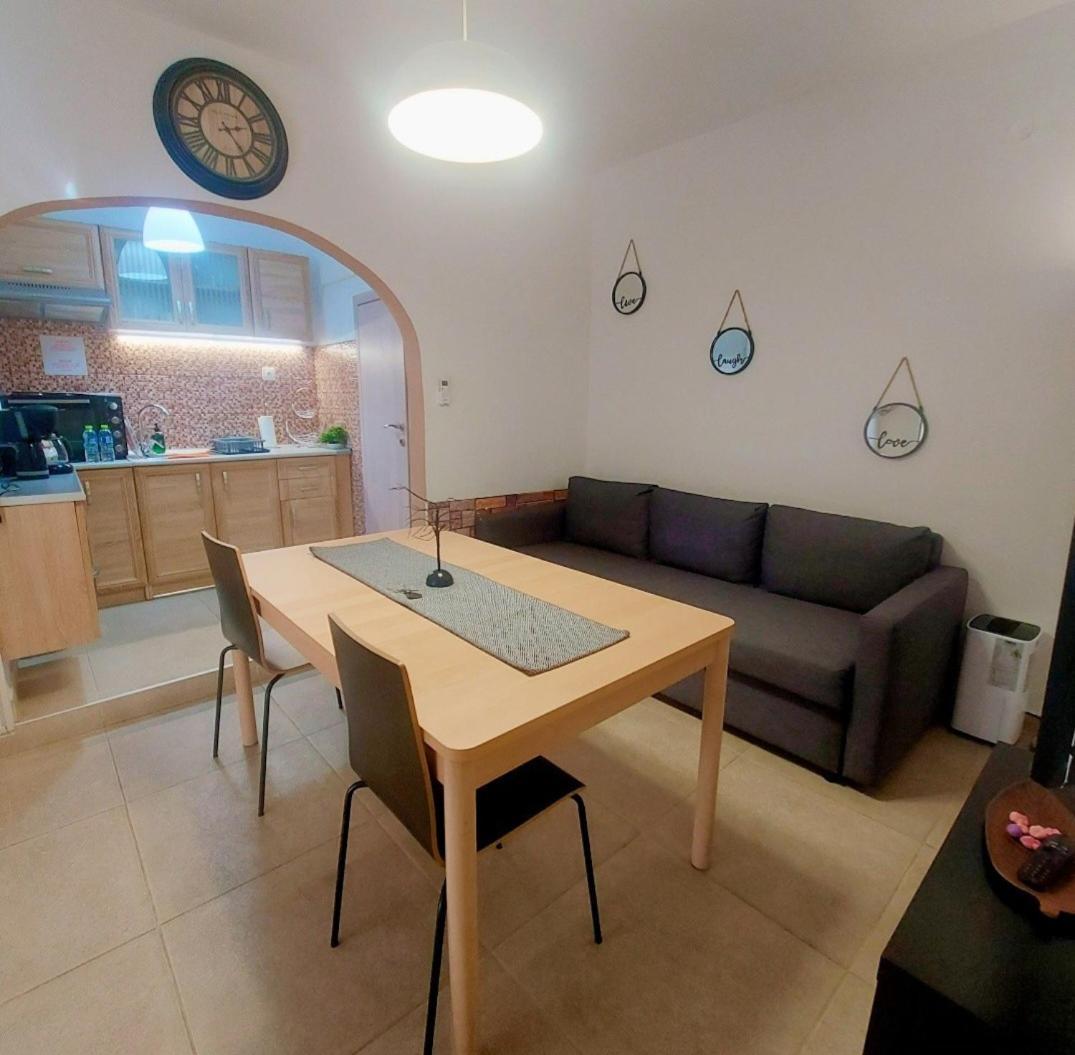Angie'S House 볼로스 외부 사진